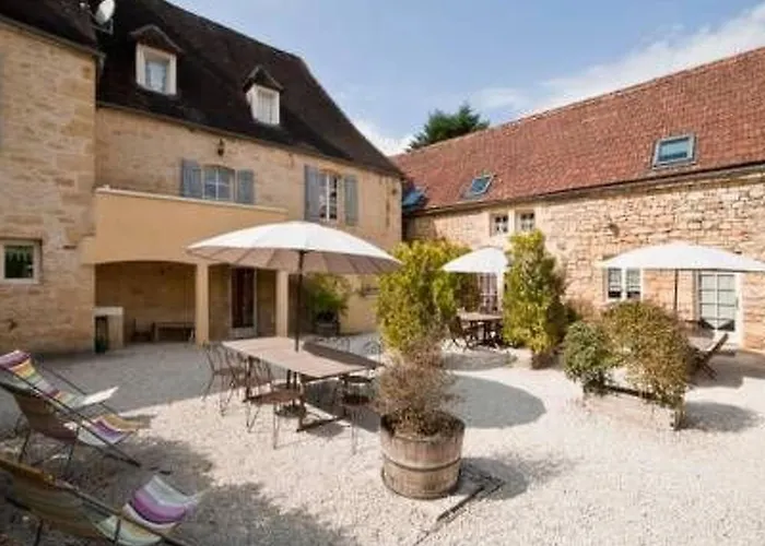 度假居 Les Milandes In By Interhome