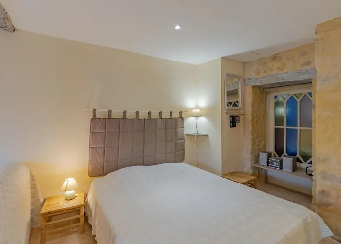 Les Milandes In By Interhome Casa vacanze